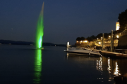 Una fontana illuminata sul Lago Maggiore: Lesa inaugura il nuovo elemento iconico